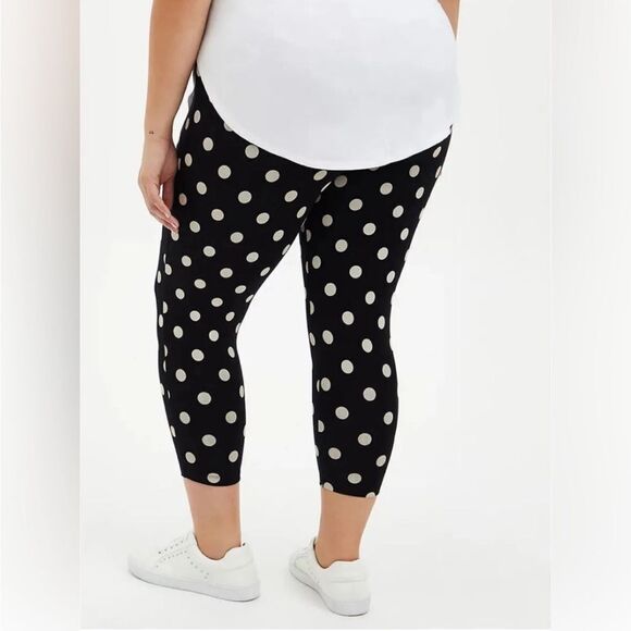 TORRID Crop Premium Leggings Super Polka Dot Black & Cream size 5/5X - Picture 2 of 6